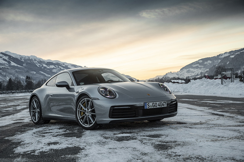 Porsche 911-992 2019. Front
